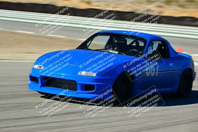 media/Dec-13-2025-Extreme Speed (Sat) [[d129ecb0b9]]/Mid Inter/Session 1 (Turn 2)/